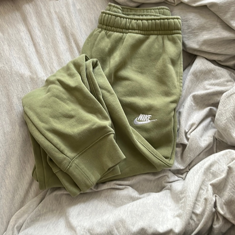 Nike, medium, green